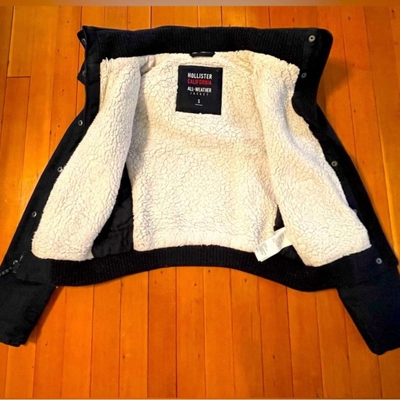 Hollister California ALL-WEATHER Blue Hooded Bomber Jacket. Size S - Picture 3 of 6